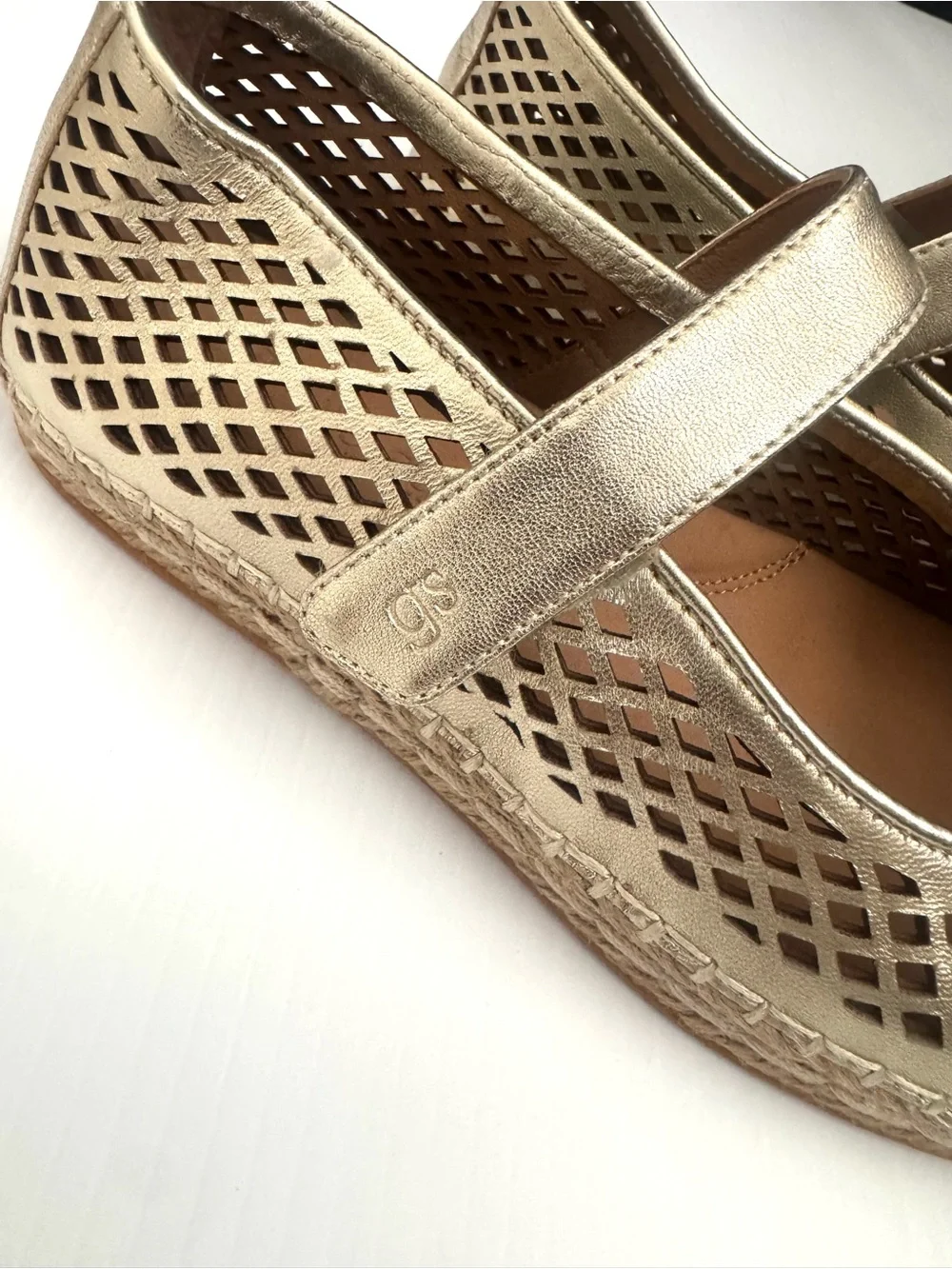 Gentle Souls Sienna Gold Metallic Fishnet Mary Jane Espadrille Flats 7.5